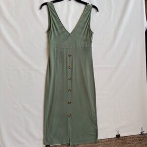 Derek Heart Olive Green Button-Down Midi Dress. Size Medium. INV25/328